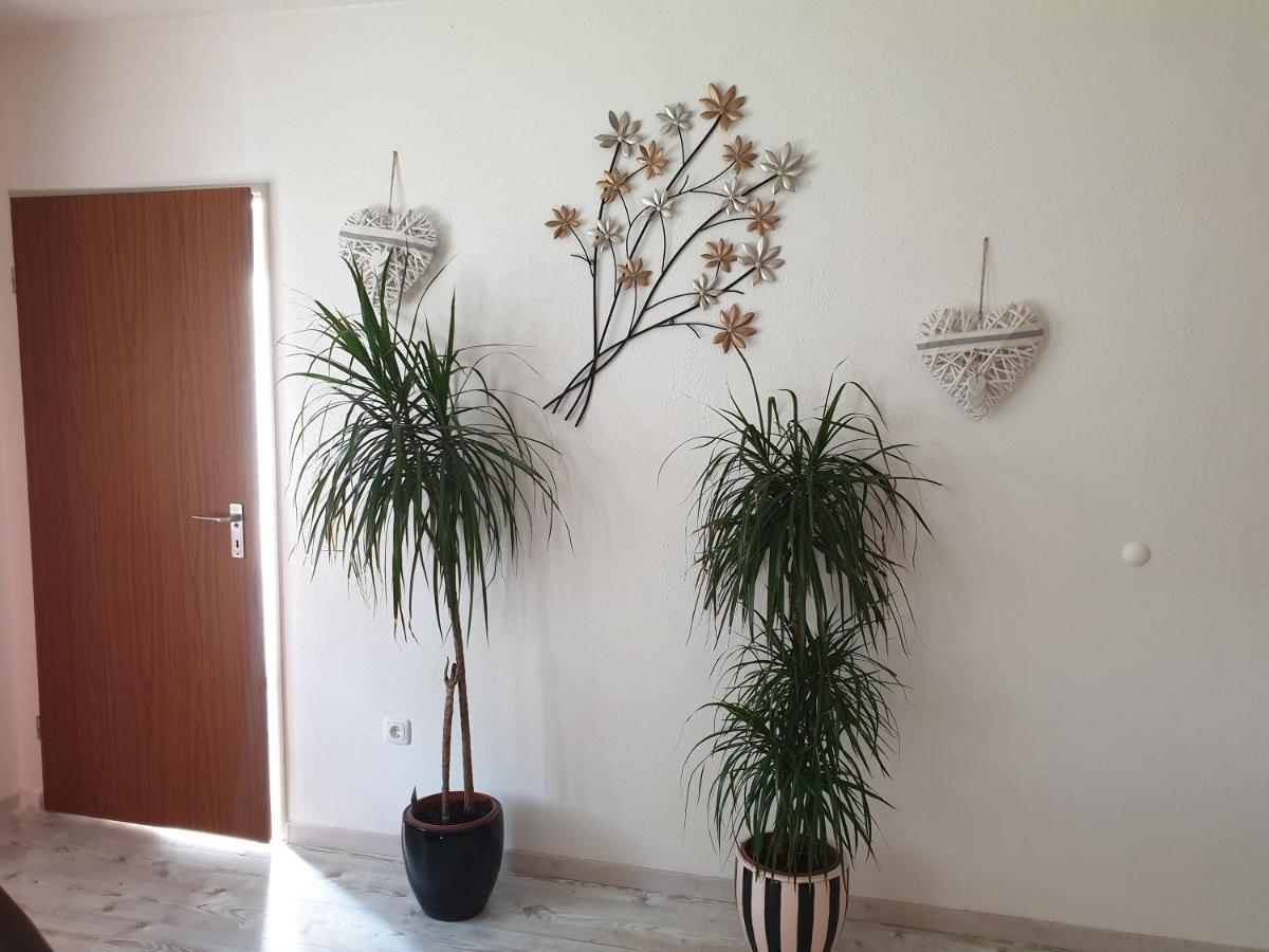Ana'S Ferienwohnung ฟูร์ท อิม วัลด์ ภายนอก รูปภาพ