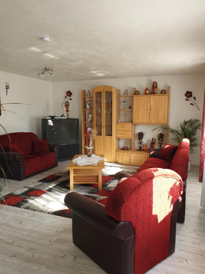 Ana'S Ferienwohnung ฟูร์ท อิม วัลด์ ภายนอก รูปภาพ